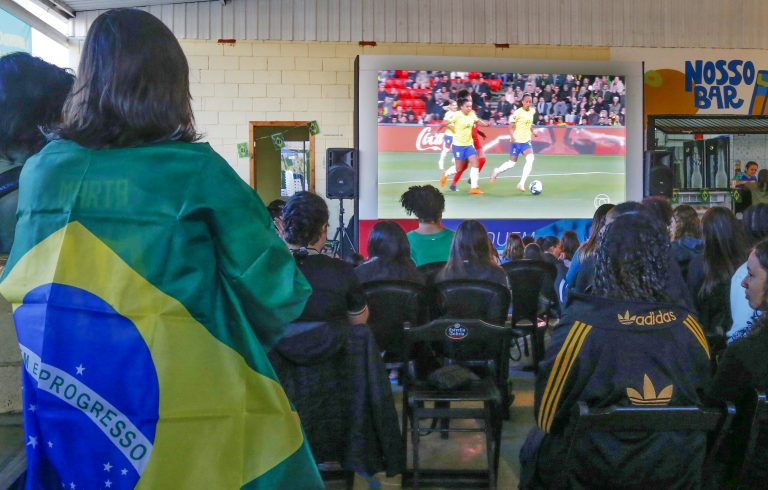Projeto proíbe narradores e comentaristas de divulgar cotações de apostas em transmissões esportivas